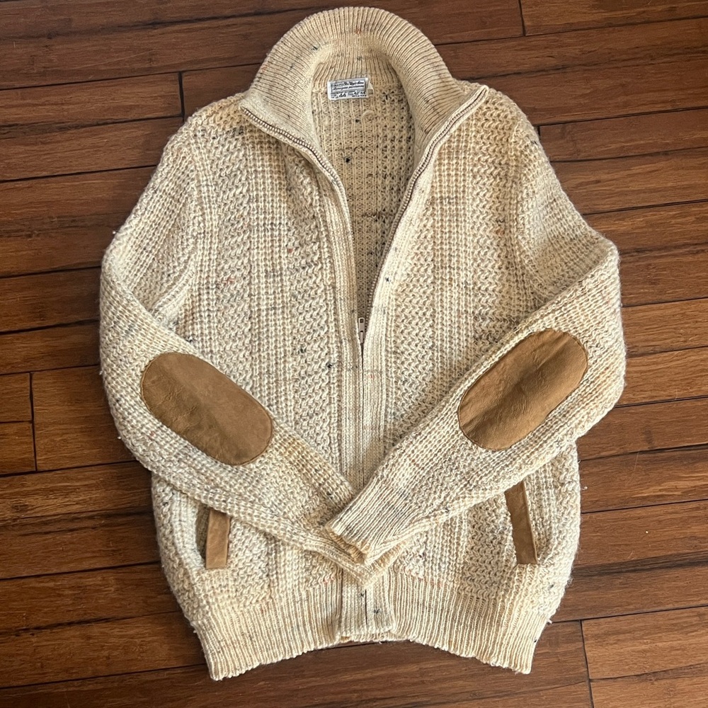Vintage Sears Wool beige chunky knit fisherman sweater with suede patches